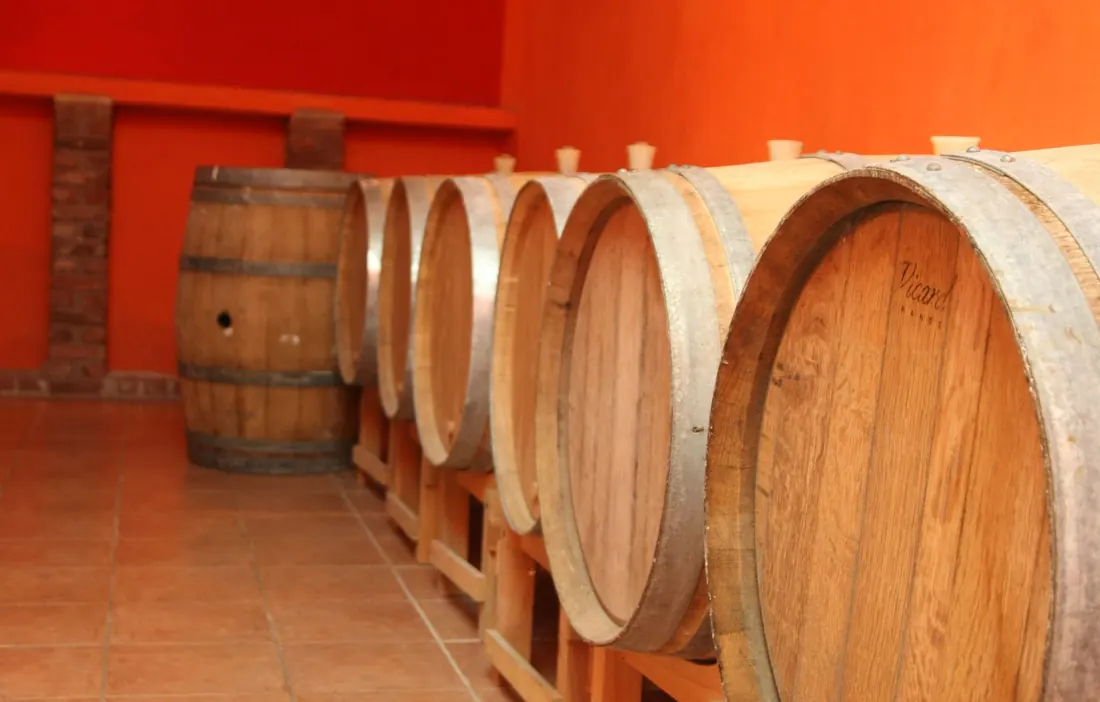 Oak ageing barrels